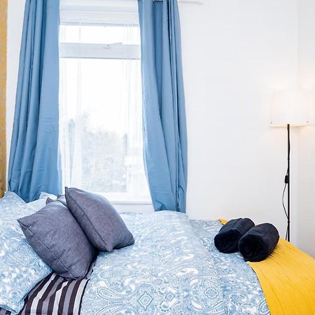 Shirley House 3, Guest House, Self Catering, Self Check In With Smart Locks, Use Of Fully Equipped Kitchen, Close To City Centre, Ideal For Longer Stays, Walking Distance To Bat, 20 Min Drive To Fawley Refinery, Excellent Transport Links サウサンプトン エクステリア 写真